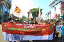 PRD Tuntut Pemerintah Bubarkan Ormas Anti Pancasila