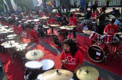 Aksi 100 Drummer dalam Semarang Drummers Hebat