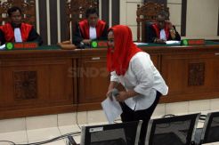 Bupati Klaten Nonaktif Sri Hartini Jalani Sidang Perdana