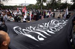 Aliansi Pergerakan Islam Gelar Aksi Bela Ulama di Bandung