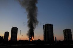 Apartemen 24 Lantai Terbakar di London, Enam Orang Tewas