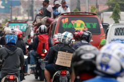 Pemudik Roda Dua Mulai Padati Cikarang