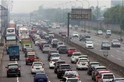 H-3 Lebaran, Ruas Tol Cikarang Mulai Padat