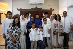 Anies Baswedan dan Sandiaga Uno Hadiri Open House Ketua MPR