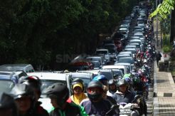 Ribuan Kendaraan Terjebak Macet Kawasan Ragunan