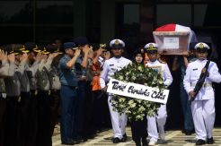 Upacara Pelepasan Jenazah Korban Helikopter Basarnas