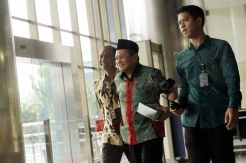KPK Periksa Anggota DPR Khatibul Umam Wiranu