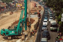 Pembangunan Undepass Mampang Berimbas Kemacetan Panjang