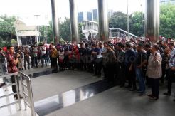 Ratusan Karyawan KPK Gelar Doa Bersama untuk Novel Baswedan