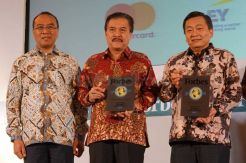 BCA Terima Penghargaan The Worlds Biggest Public Companies 2017