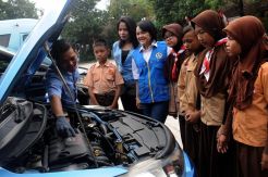 Blue Bird dan GNOTA Berbagi Inspirasi