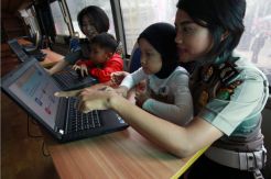 Menanamkan Kesadaran Berlalu Lintas Sejak Dini