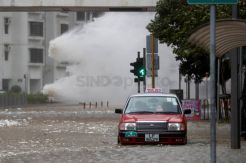 Badai Hato Lumpuhkan Hong Kong