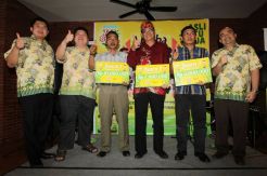Sebarkan Semangat Go Green, Teh Gelas Gelar Lomba Gapura Hias