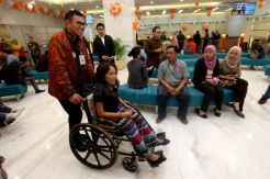 Peringati Hari Pelanggan Nasional, Dirut BNI Layani Nasabah Setia