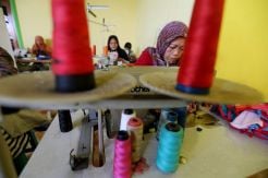 Usaha Pakaian Daur Ulang Binaan Mandiri Syariah