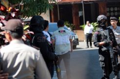 KPK Geledah Rumah Dinas Wali Kota Batu Eddy Rumpoko