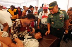 Jenderal Gatot Nurmantyo Tinjau Baksos Kesehatan TNI