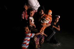 Gelombang Pengungsi Rohingya Masih Berdatangan ke Bangladesh