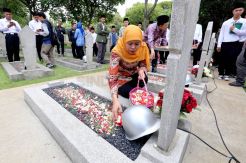 Mensos Bersama 55 Penghafal Alquran Ziarah ke TMP Kalibata