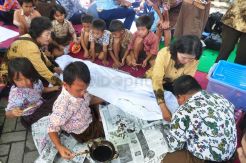 253 Penyandang Disabilitas Membatik Pecahkan Rekor MURI