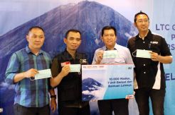 Asosiasi Pedagang LTC Glodok Serahkan Bantuan untuk Pengungsi Gunung Agung