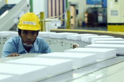 Pengemasan Produk Kertas APP Sinar Mas