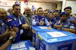 Partai Demokrat Daftar ke KPU di Hari Terakhir
