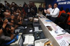 Polisi Tangkap Pembuat dan Pengedar Uang Palsu