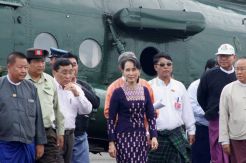 Aung San Suu Kyi Kunjungi Daerah Konflik Rakhine