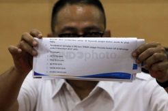 Kementerian Kominfo Blokir 6 DNS Penyedia Konten GIF WhatsApp