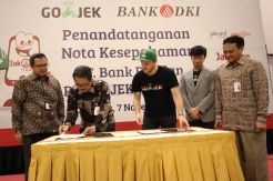 Kerja Sama Non Tunai Bank DKI dan Gojek