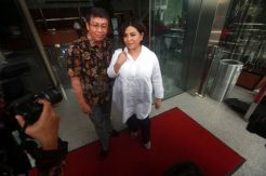 KPK Periksa Carmelita Hartoto dalam Kasus Suap di Ditjen Hubla
