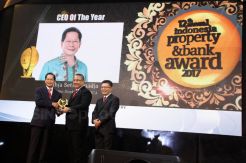 Jahja Setiaatmadja Raih Penghargaan CEO of The Year 2017