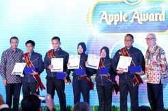 82 Karyawan ISS Terima Penghargaan The Best Employee Award