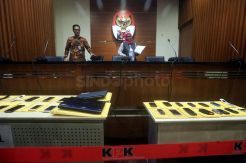 KPK Lelang Barang Sitaan Koruptor