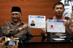 Ketua KPK dan Kapolda Metro Jaya Tunjukkan Sketsa Penyerang Novel Baswedan