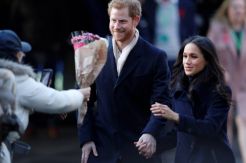 Pangeran Harry dan Markle Muncul Bareng Hadiri Acara Amal