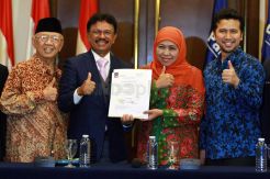 Partai Nasdem Resmi Dukung Pasangan Khofifah Indar Parawansa dan Emil Dardak