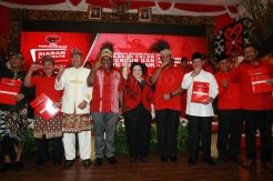 Megawati Umumkan Cagub dan Cawagub PDI Perjuangan