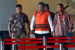 KPK Periksa Bupati Hulu Sungai Tengah Abdul Latif