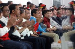 Bersama Jokowi, HT Saksikan Laga Persahabat Indonesia-Islandia
