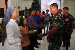 Pangdam IV/Diponegoro Hadiri Natal Bersama Prajurit