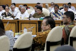 Empat Menteri Rapat dengan DPR Bahas Wabah Gizi Buruk di Asmat
