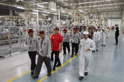 Melihat Langsung Produksi Mitsubishi Xpander