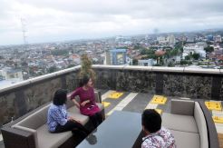 Menikmati Panorama Semarang dari Sky Line Gumaya