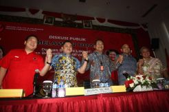 Melawan Hoax dengan Budaya Literasi dan Bermedia Sosial yang Sehat
