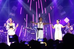Kahitsna Tampil dalam Love and Fabulous Festival