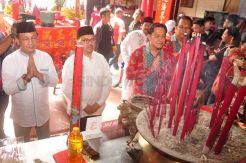 Sudirman Said Kunjungi Kelenteng Tay Kak Sie