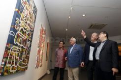 Pameran Semesta Kecil di Tengah-Tengah Ladang Makna